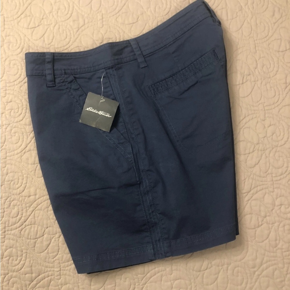 Eddie Bauer Shorts Size 12 Aspire Chino Dust Indigo Women’s NWT Slightly Curvy - Picture 8 of 8